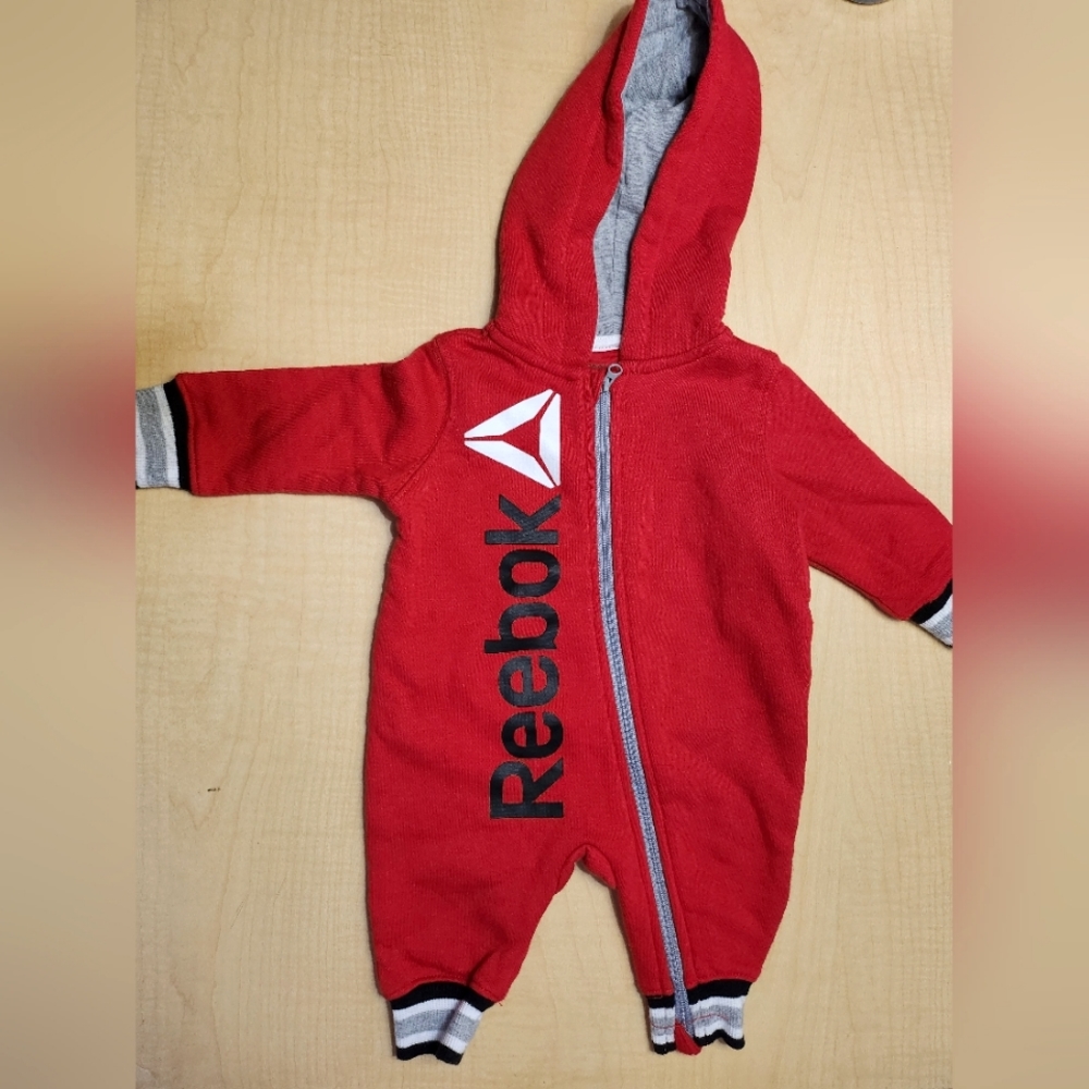 Infant Clothes Bundle - Picture 4 of 5